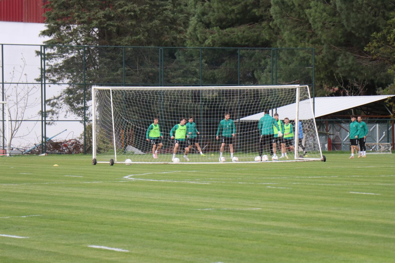 Sakaryaspor, Pendik Mesaisine Hızlı Başladı: Hedef 3 Puan - Sayfa 4