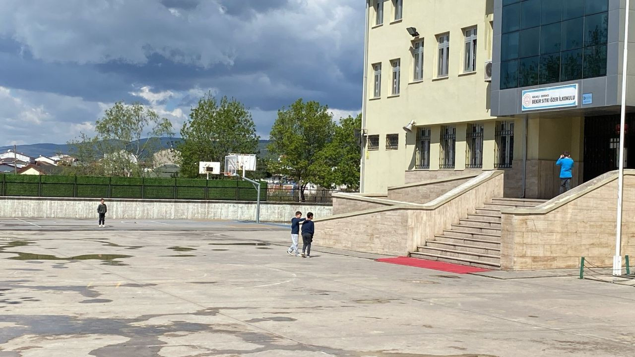 Kocaeli'de 8 Yaşındaki İrem Hayatını Kaybetti: Endişelenen Veliler Çocuklarını Okula Göndermedi - Sayfa 2