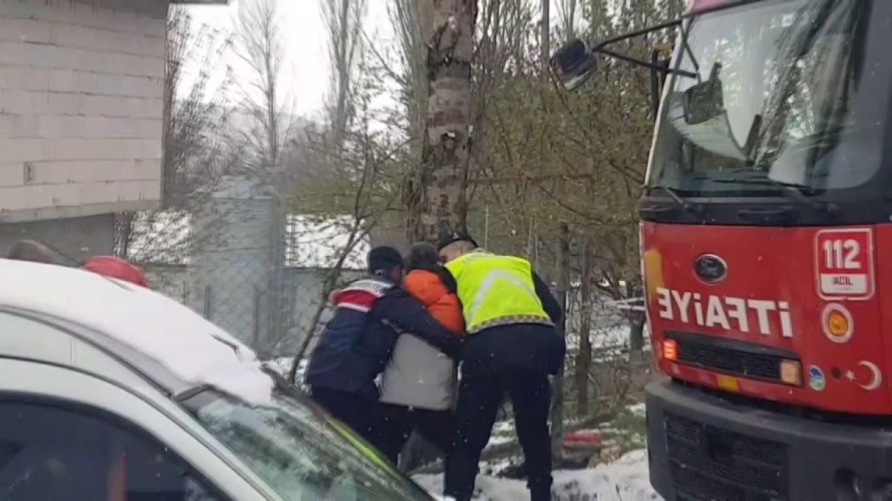 Yangında İki Evladını Kaybeden Babanın Feryadı Yürekleri Dağladı: “Allah Aşkına Bir Şey Yapın” - Sayfa 1
