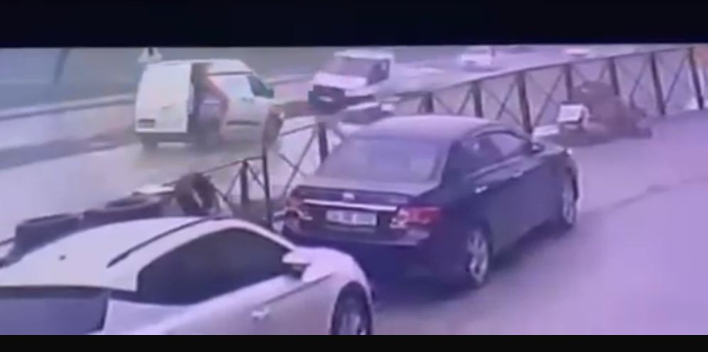 Bursa'da Yağmurda Faciadan Dönüldü...Kaza Anı Kamerada - Sayfa 3