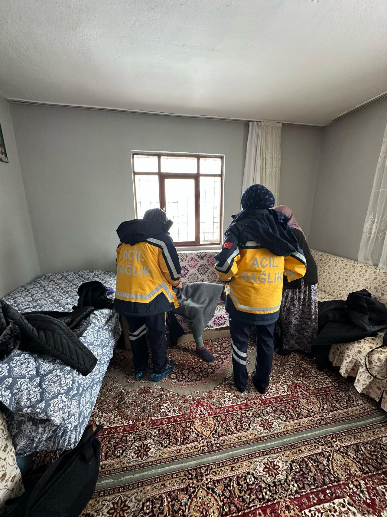 Bolu'da Ayağından Yaralanan Kadının Yardımına Paletli Ambulans İle Yetiştiler - Sayfa 4