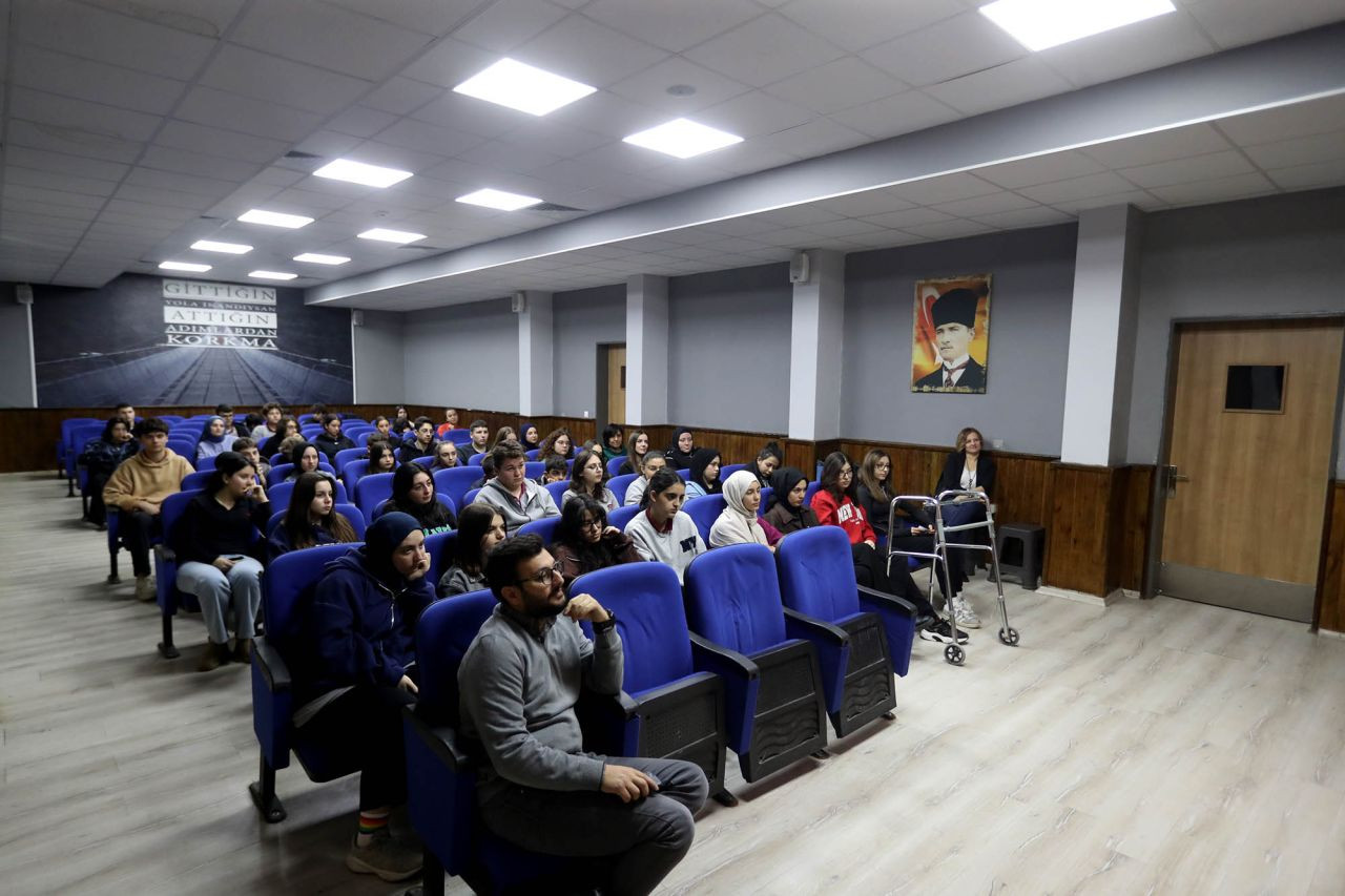 Kaan Murat Yanık Sakarya’da Gençlerle Buluştu - Sayfa 3