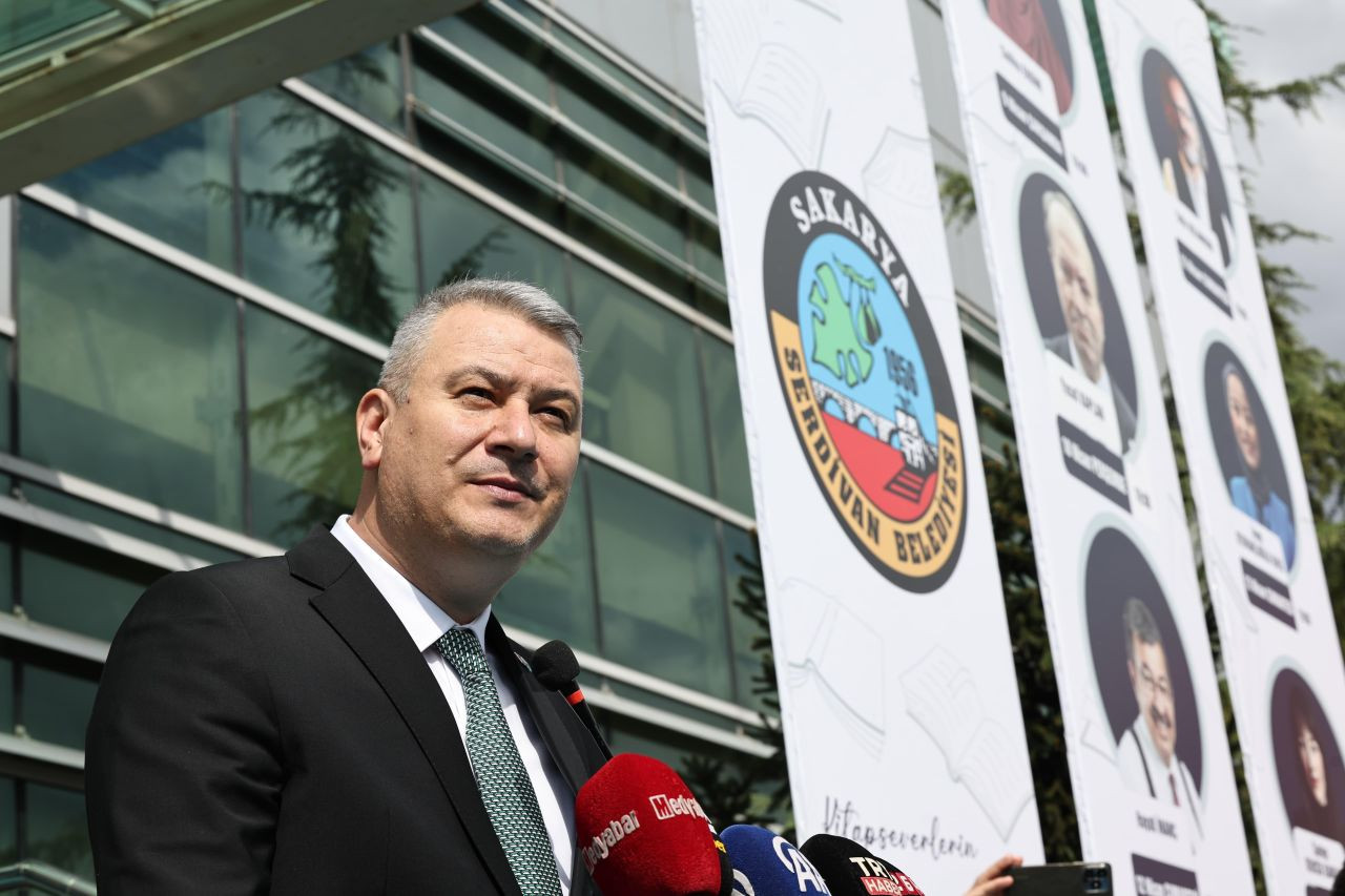 Serdivan Kitap Fuarı'na Büyük İlgi: 10 Günde 400 Bin Ziyaretçi Ağırladı - Sayfa 2