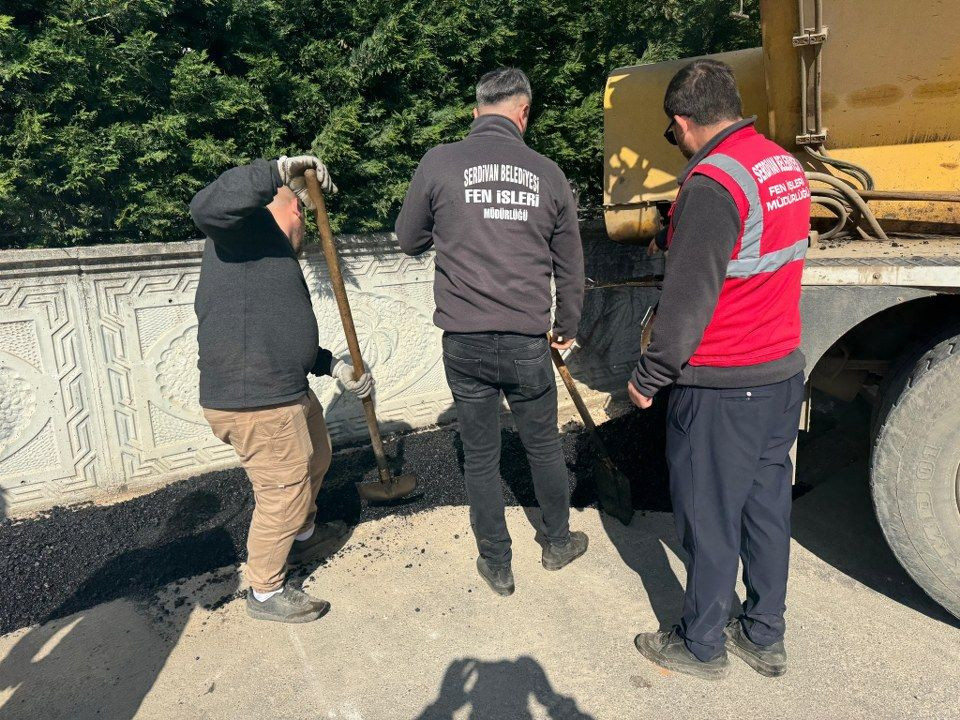 Serdivan Belediyesi Asfalt Çalışmalarına Hız Kesmeden Devam Ediyor! - Sayfa 3