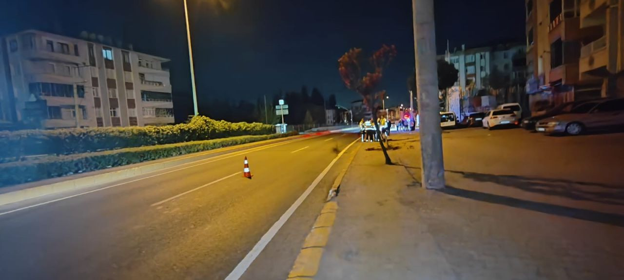 Kocaeli'de Savrulan Sürat Motorundaki İki Kişi Yaralandı - Sayfa 1