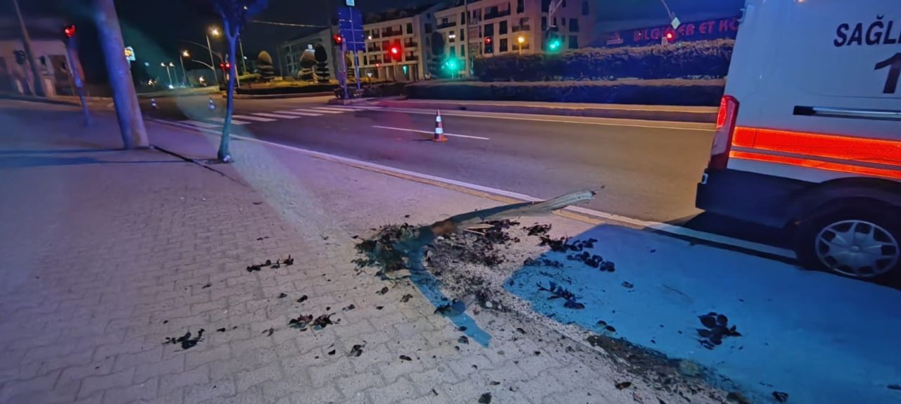Kocaeli'de Savrulan Sürat Motorundaki İki Kişi Yaralandı - Sayfa 2