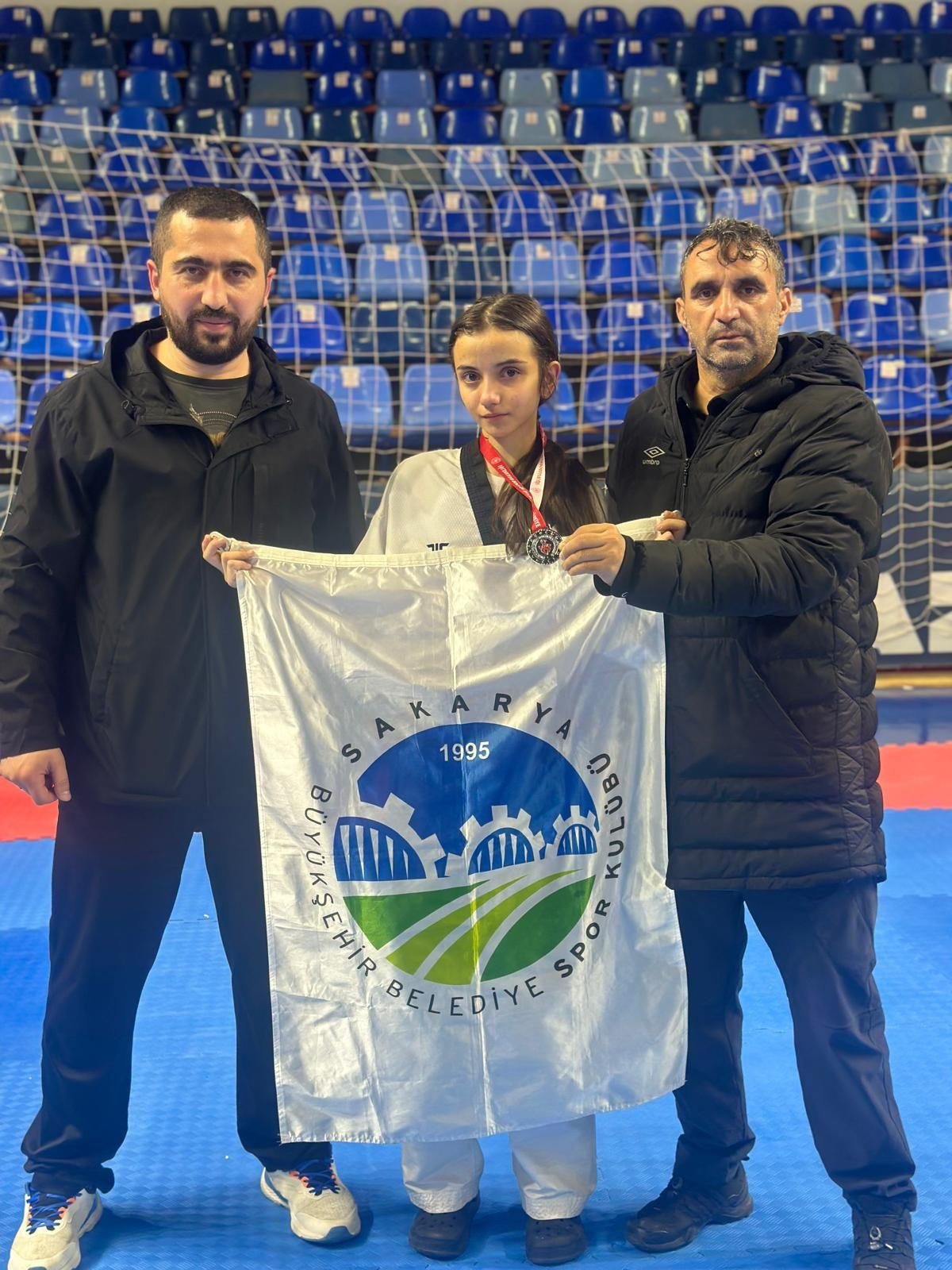 Büyükşehir’in Yıldız Sporcuları Türkiye Şampiyonası’na Katılma Hakkı Kazandı - Sayfa 1