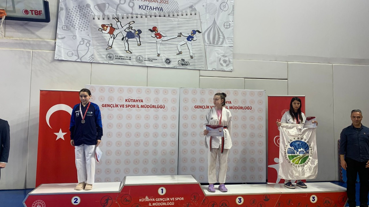 Büyükşehir’in Yıldız Sporcuları Türkiye Şampiyonası’na Katılma Hakkı Kazandı