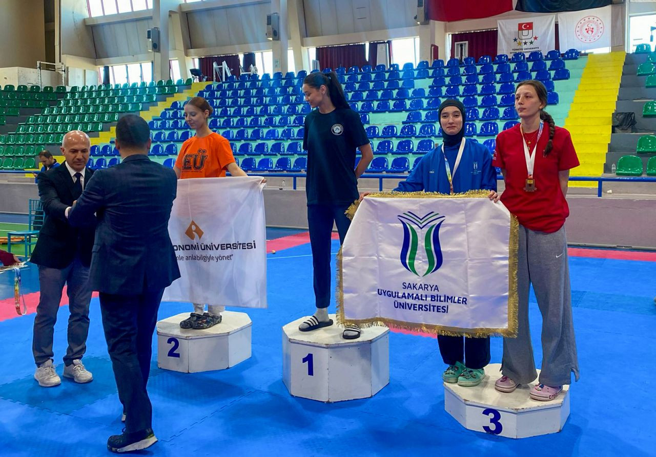 SUBÜ'lü Sporculardan Taekwondo'da Üç Bronz Zafer! - Sayfa 1