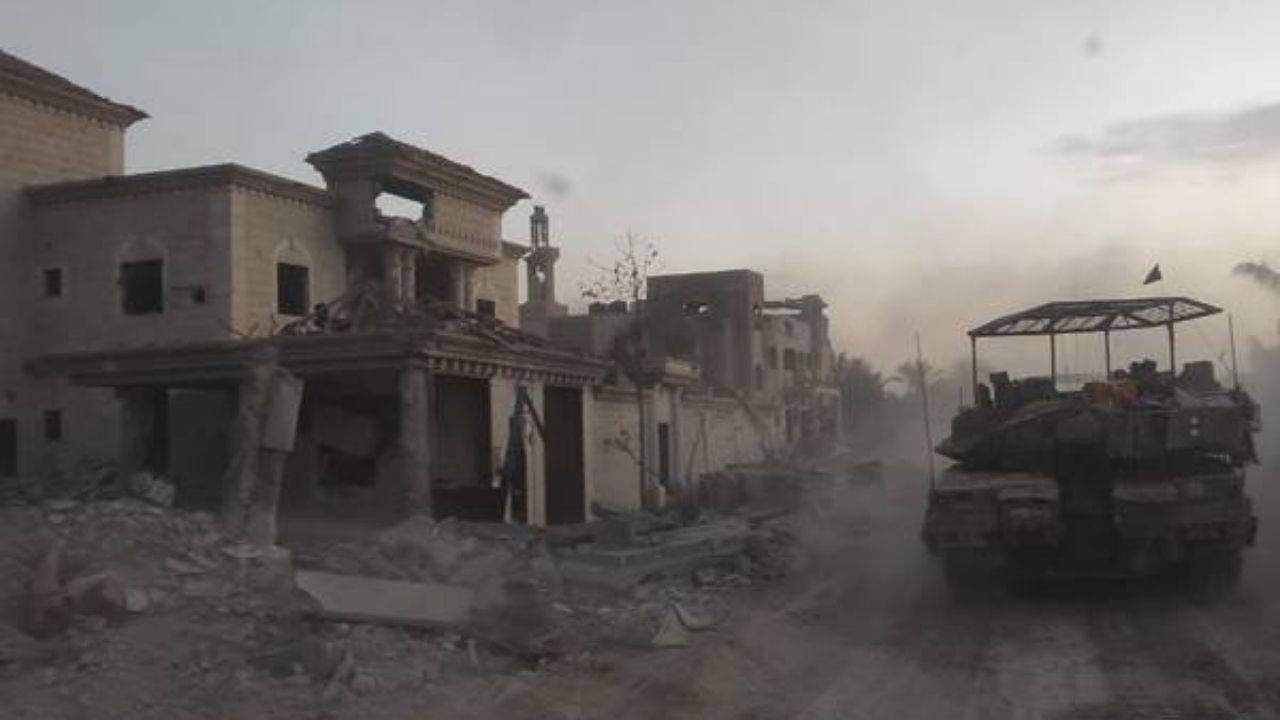 İsrail Ordusu Gazze'de Sivillere Ait Evleri Vurdu: En Az 18 Ölü - Sayfa 1