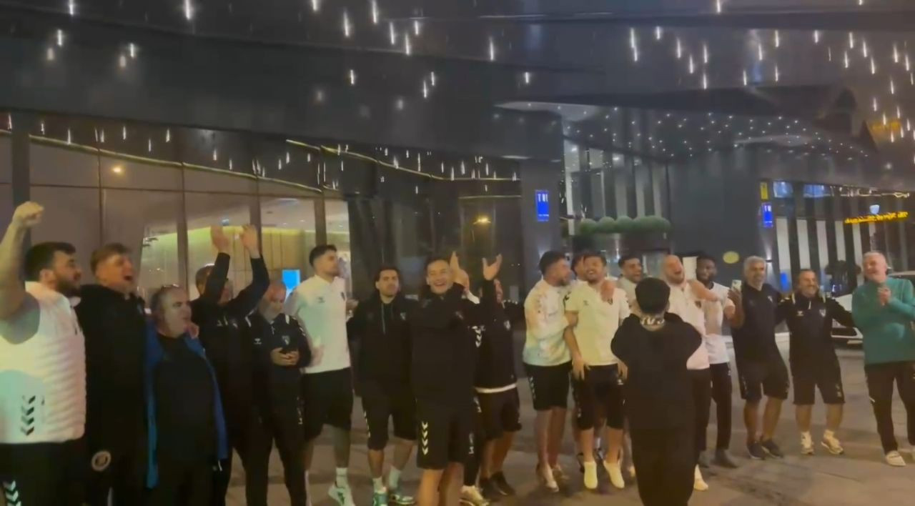 Kocaeli'de Bir Grup Taraftar Şampiyonluğu Kutlamak İçin Deplasmana Gitti - Sayfa 2