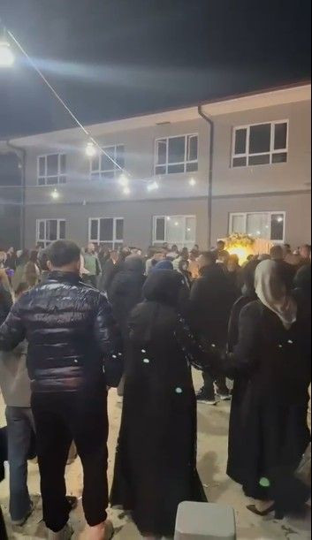 Düğün Halayı Kavgaya Döndü: Eğlence Yerini Yumruklara Bıraktı! - Sayfa 2
