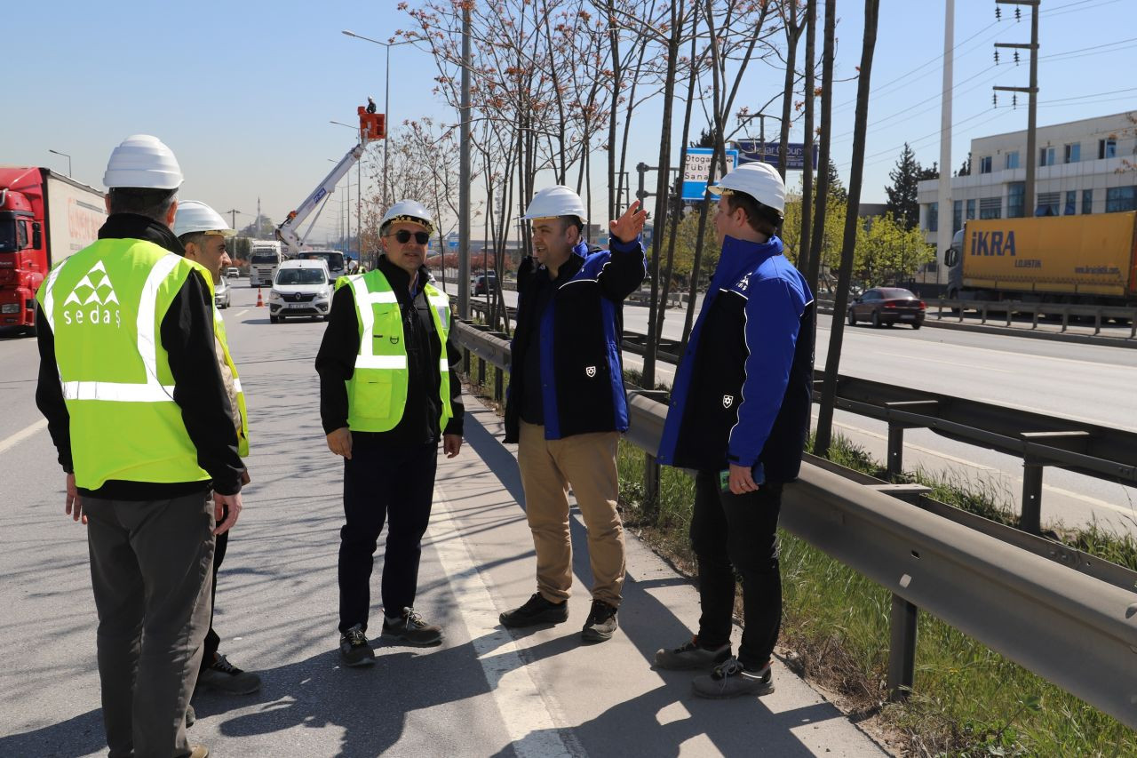 SEDAŞ’tan Gebze’ye Işık Dokunuşu: Aydınlatma Çalışmaları Hız Kesmiyor - Sayfa 6