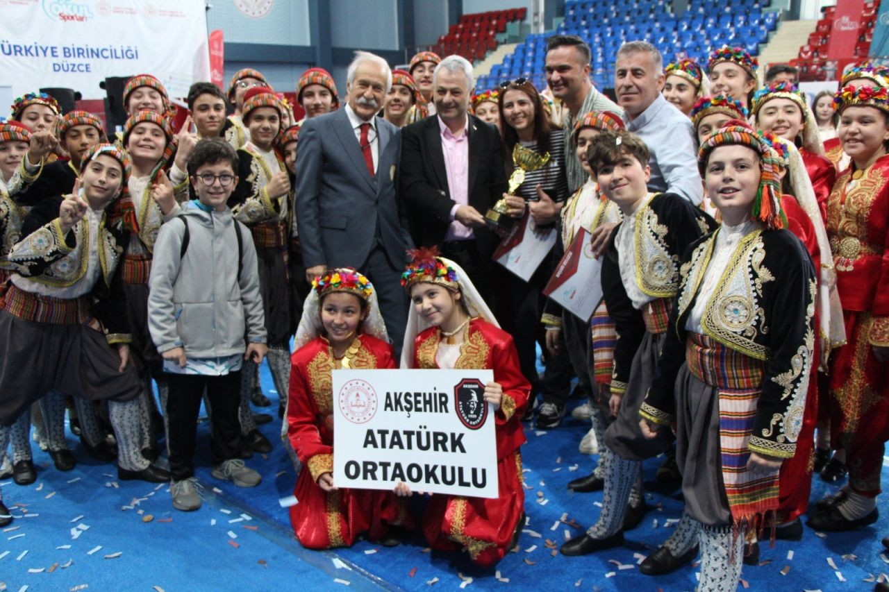 Düzce'de Halk Oyunları Türkiye Şampiyonası Sona Erdi - Sayfa 2