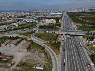Tuzla’da 3 Gündür Köprü Altında Sıkışan Tırı Kurtarma Operasyonu - Sayfa 5