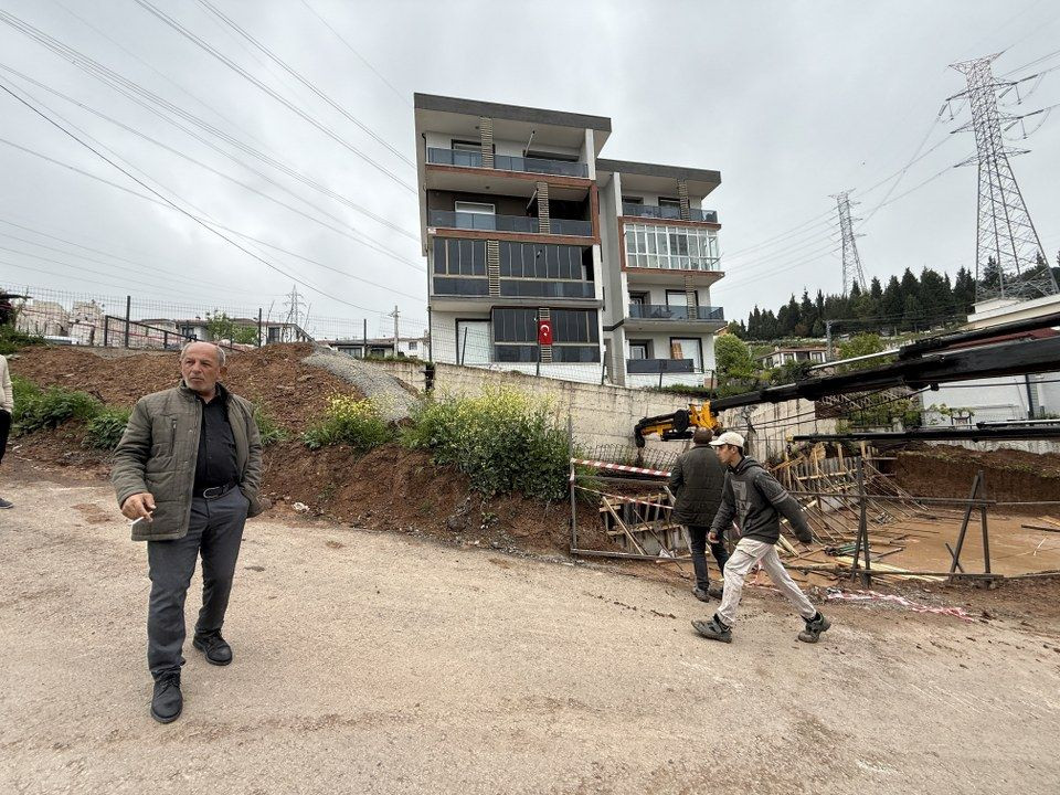 Serdivan’da İnşaat İhmali Faciası! Bina Çökme Riski Altında, Belediye Tepkileri Bastırmaya Çalıştı! - Sayfa 3