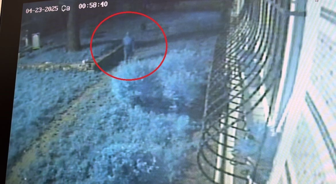 Gece Ev Soyan Sakar Hırsız, Olay Yerinde Telefonunu Düşürdü - Sayfa 2