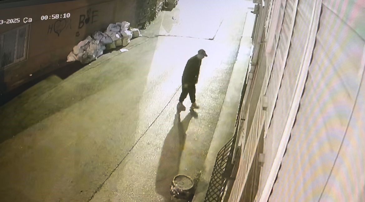 Gece Ev Soyan Sakar Hırsız, Olay Yerinde Telefonunu Düşürdü - Sayfa 3