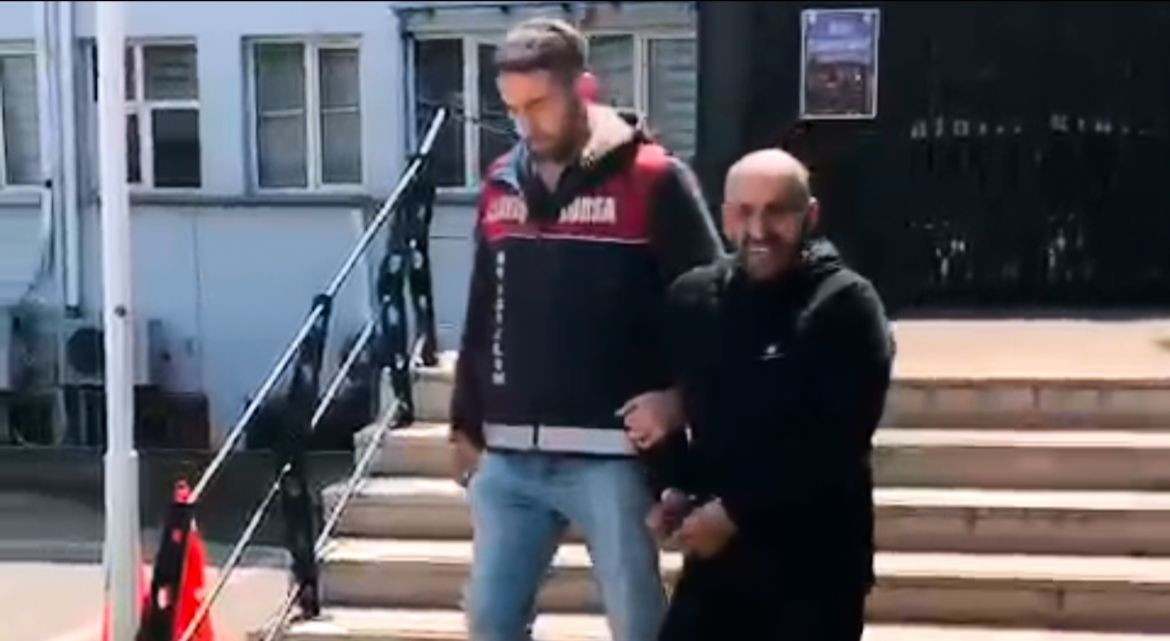 Gece Ev Soyan Sakar Hırsız, Olay Yerinde Telefonunu Düşürdü - Sayfa 5