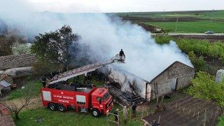 Edirne'de Arı Kovanlarının Bulunduğu Depo Alev Alev Yandı - Sayfa 7