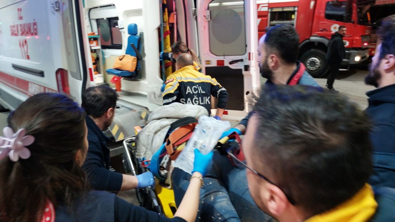 Samsun’da Heyelan: Enkaz Altında Kalanları Kurtarma Çalışması Sürüyor - Sayfa 4