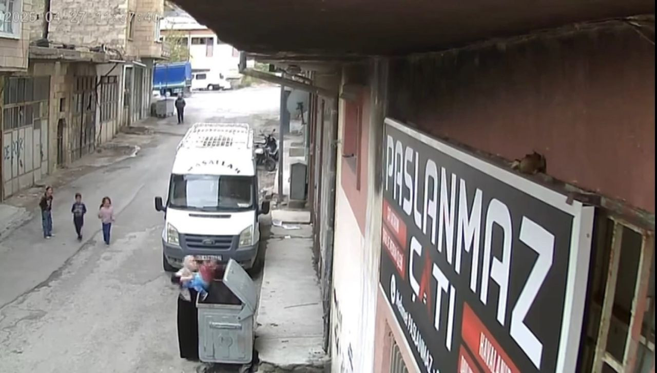 2'nci Kattan Çöp Konteynerine Düşen Bebek Güvenlik Kamerasına Yansıdı - Sayfa 3