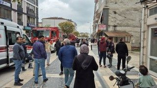 Düzce'de 5 Katlı Binanın En Üst Katı Alevlere Teslim Oldu - Sayfa 5