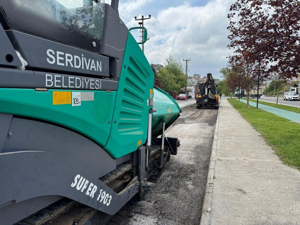 Serdivan’da Asfalta İlk Adım: 310. Sokak'ta Hummalı Hazırlık! - Sayfa 2