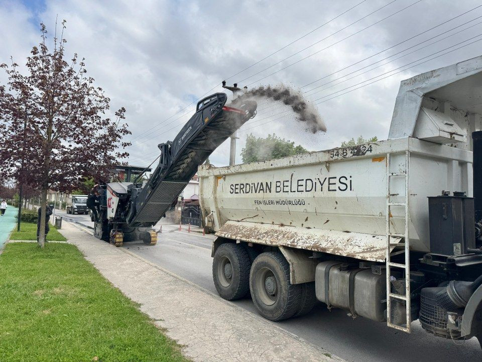 Serdivan’da Asfalta İlk Adım: 310. Sokak'ta Hummalı Hazırlık! - Sayfa 6
