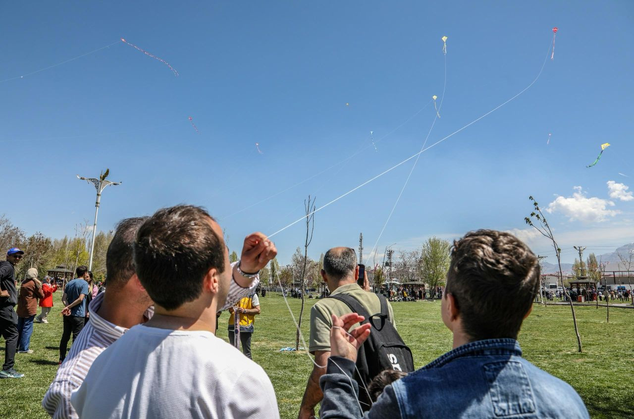 Van’da özel çocuklar için uçurtma şenliği düzenlendi - Sayfa 7