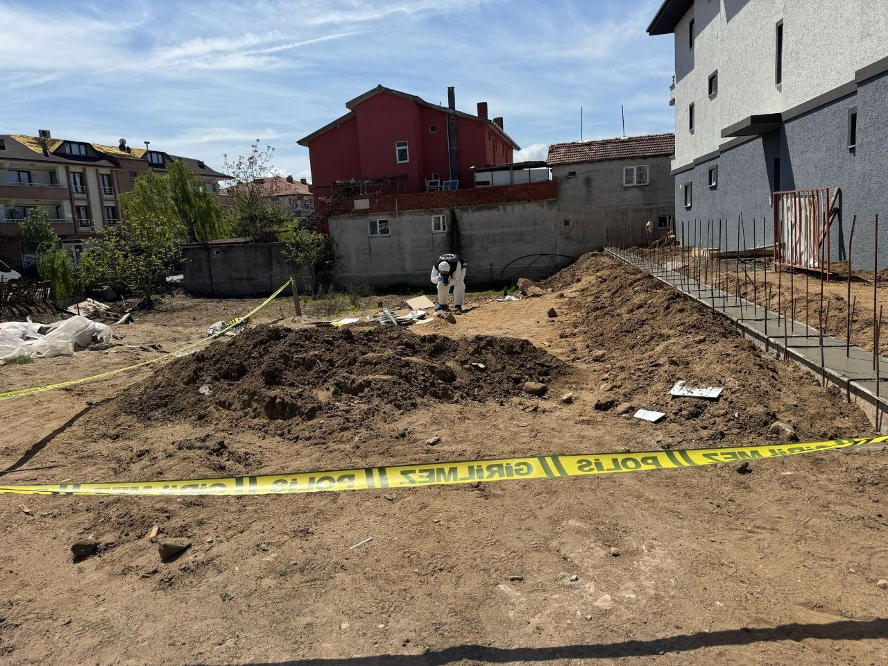 Karasu’da Tüyler Ürperten Keşif: İnşaat Kazısında Kafatası Bulundu! - Sayfa 2