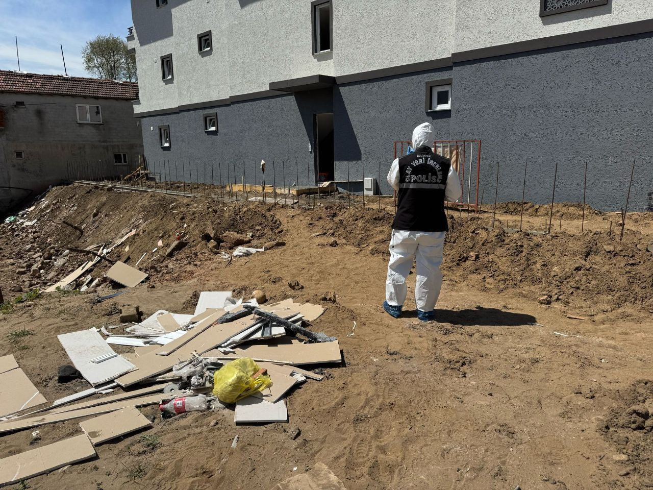 Karasu’da Tüyler Ürperten Keşif: İnşaat Kazısında Kafatası Bulundu! - Sayfa 1