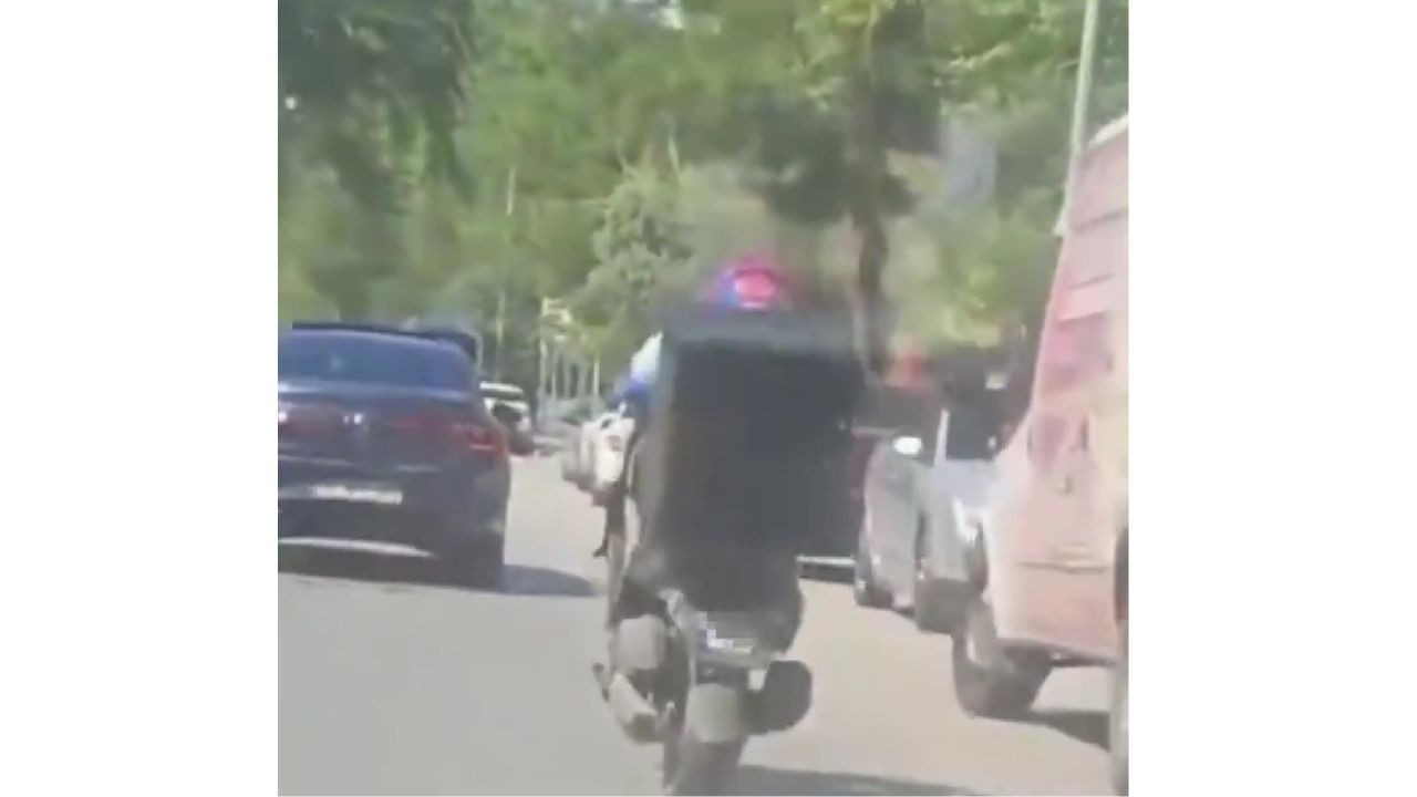 Trafikte akrobatik hareketler yapan motosikletliye 86 bin lira ceza kesildi