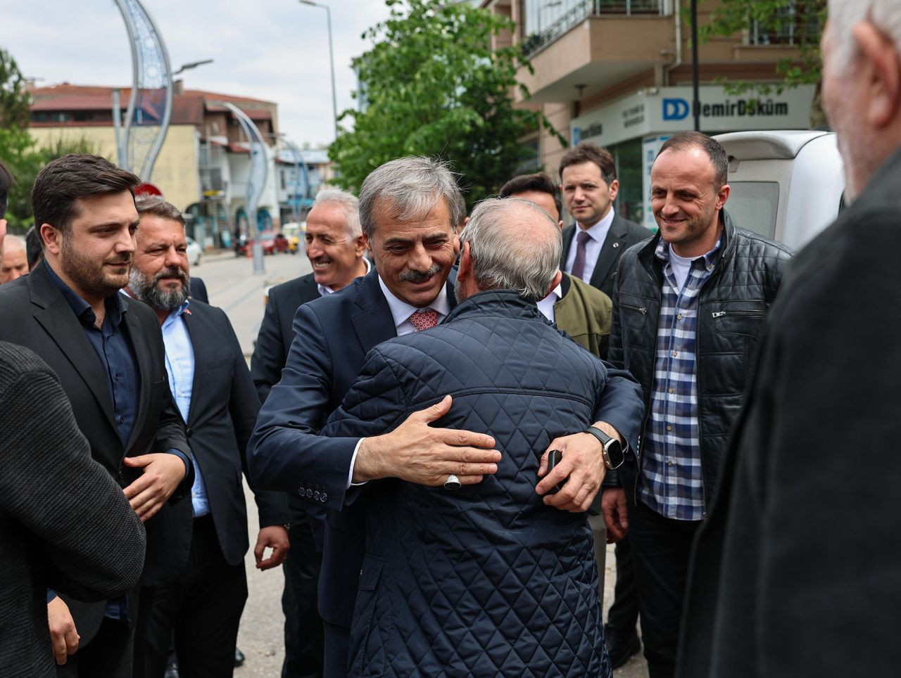 Başkan Alemdar’dan Arifiye'ye Müjde: Atatürk Caddesi Projesi İçin Tarih Verildi! - Sayfa 4