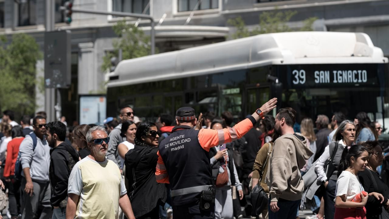 Elektrik Kesintisinin Bedeli Ağır Oldu: İspanya’da Fiyatlar Yüzde 450 Arttı - Sayfa 8