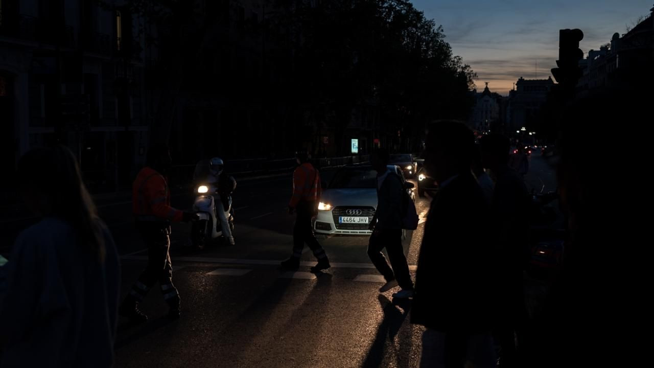 Elektrik Kesintisinin Bedeli Ağır Oldu: İspanya’da Fiyatlar Yüzde 450 Arttı - Sayfa 4