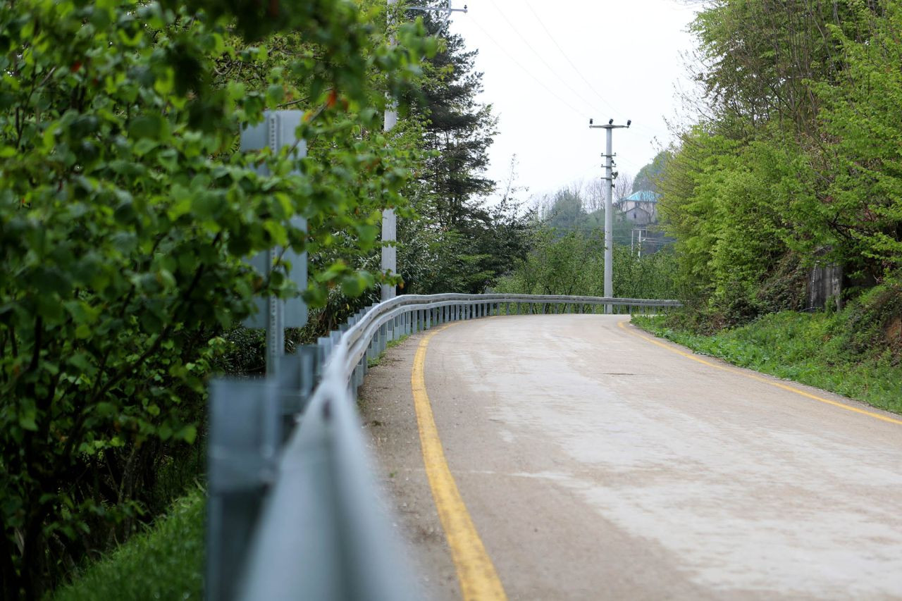 Büyükşehir Belediyesi’nden Akyazı’ya Güvenli Ulaşım: Taşyatak Mahallesi’ne Çelik Bariyer! - Sayfa 7