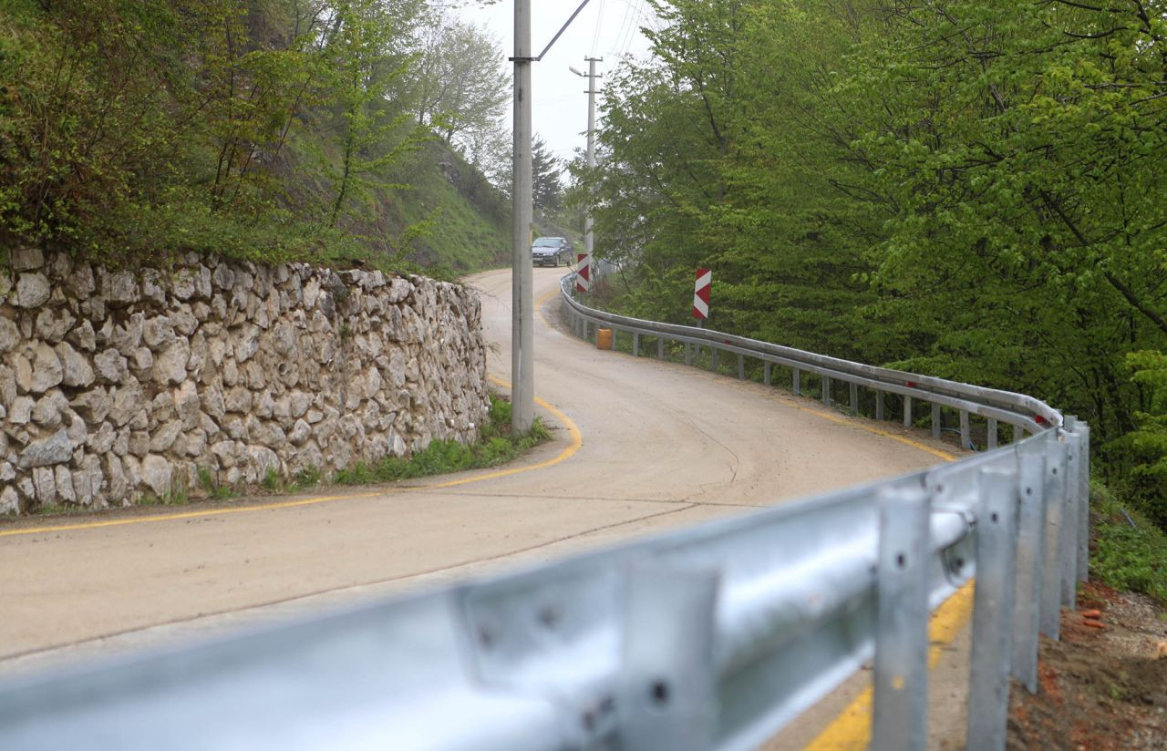 Büyükşehir Belediyesi’nden Akyazı’ya Güvenli Ulaşım: Taşyatak Mahallesi’ne Çelik Bariyer! - Sayfa 3