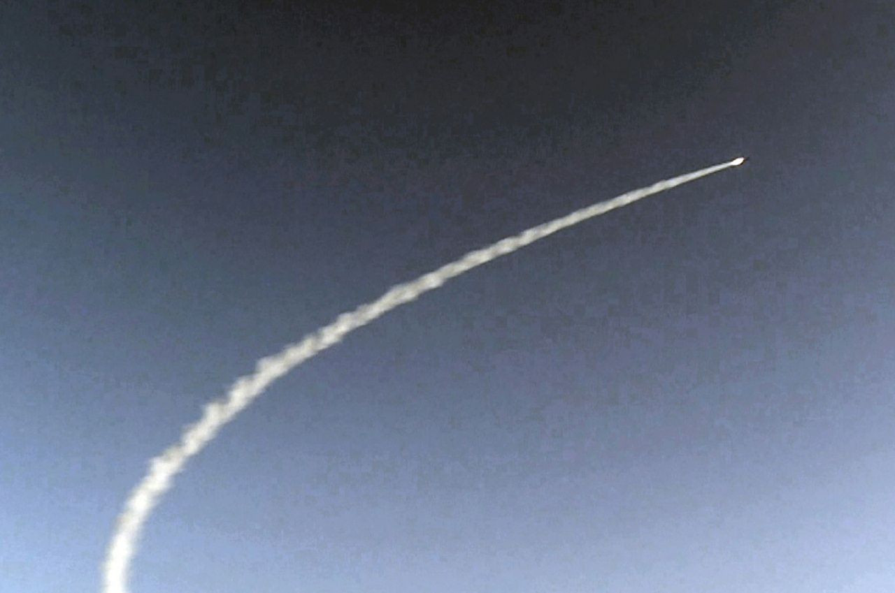 Kuzey Kore Yeni Savaş Gemisindeki Füze Ve Top Sistemlerinin İlk Test Atışını Gerçekleştirdi - Sayfa 4