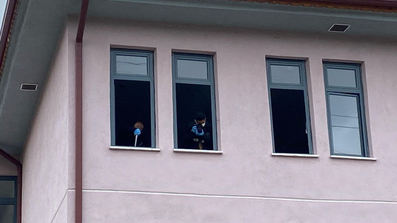 Kocaeli'de Okulun 4'üncü Katından Düşen Liseli Ağır Yaralandı - Sayfa 2