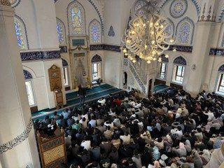 Japonya'da 350 Lise Öğrencisi İslam'ı Öğrenmek İçin Tokyo Camii'ni Ziyaret Etti - Sayfa 5