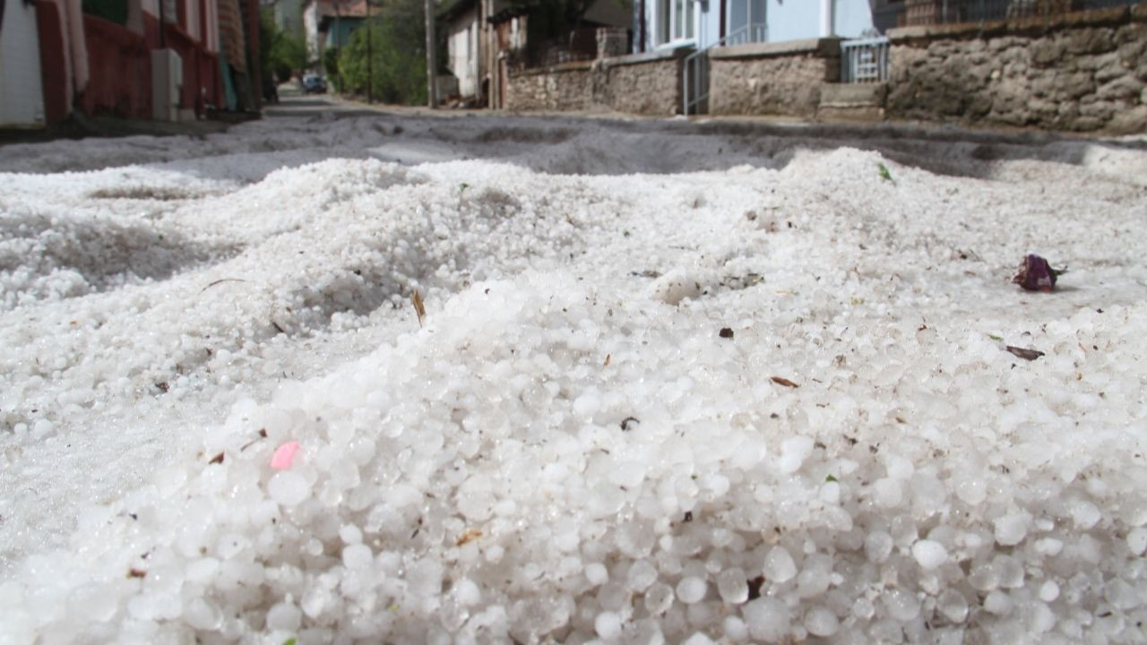 Konya'da dolu yağışı, yol ve açık alanlar beyaza büründü - Sayfa 5