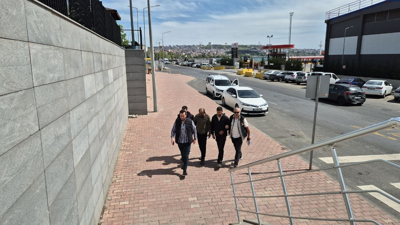 Tekirdağ'da kan donduran olay: Boğazı kesilerek altınları çalındı - Sayfa 4