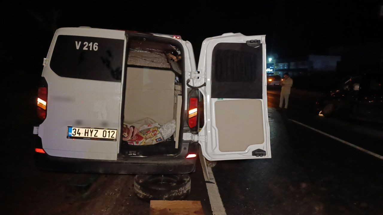 Antalya'da Aynı Firmaya Ait 2 Tur Aracı Çarpıştı, 4’ü Turist 6 Kişi Yaralandı - Sayfa 4