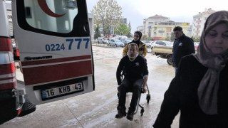 Bursa'da İşçileri Taşıyan Servis Minibüsü İle Hafif Ticari Araç Çarpıştı: 13 Yaralı - Sayfa 4