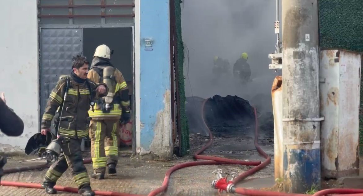 Bursa'da Fabrika Yangını Korku Dolu Anlar Yaşattı - Sayfa 1
