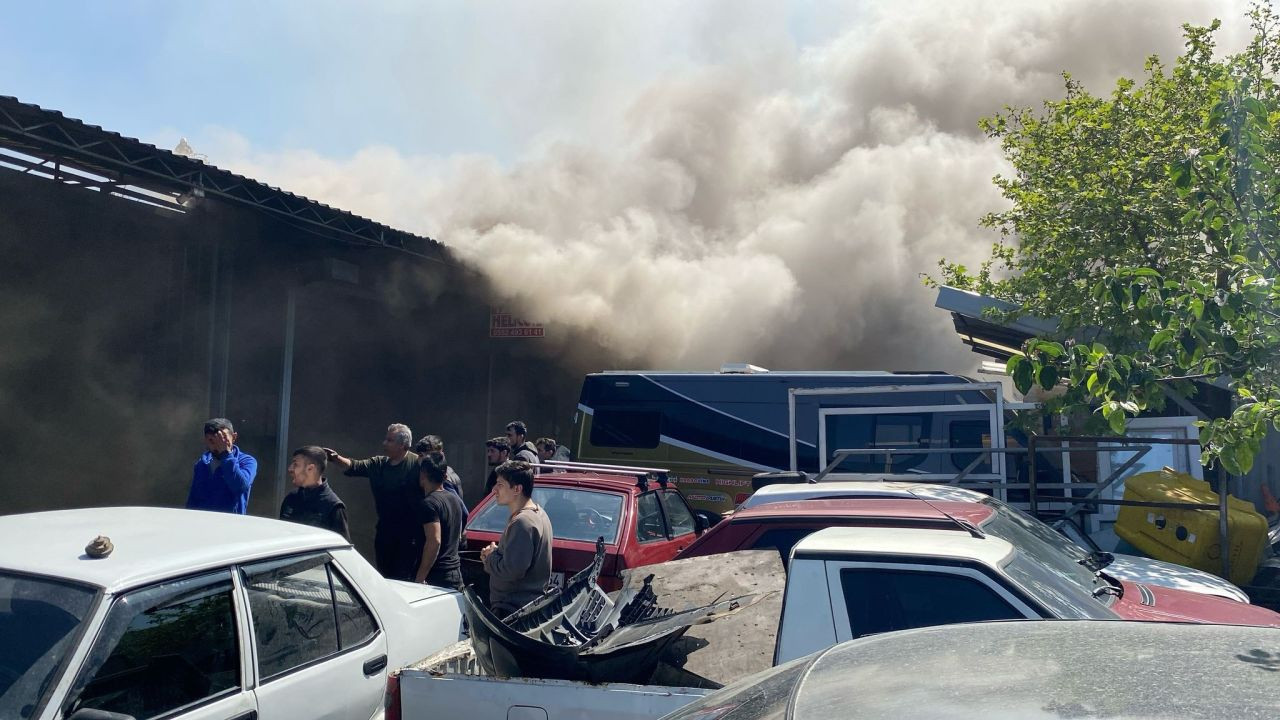 Kocaeli'de Oto Kilit Dükkanında Çıkan Yangında Göz Gözü Görmedi - Sayfa 2