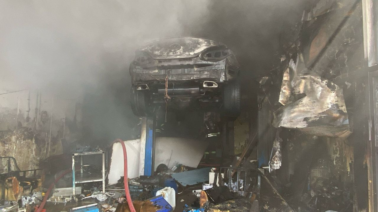 Kocaeli'de Oto Kilit Dükkanında Çıkan Yangında Göz Gözü Görmedi - Sayfa 3