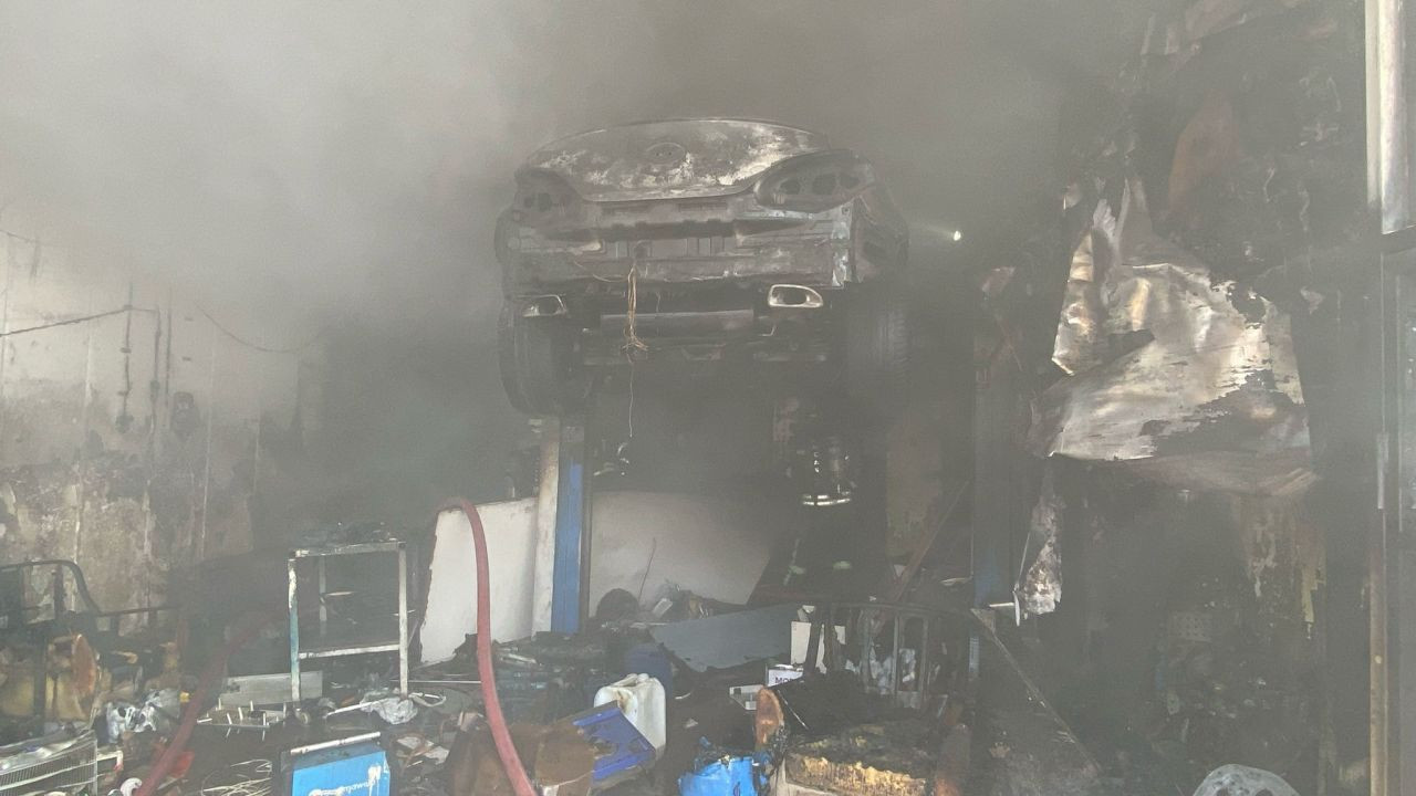 Kocaeli'de Oto Kilit Dükkanında Çıkan Yangında Göz Gözü Görmedi - Sayfa 5