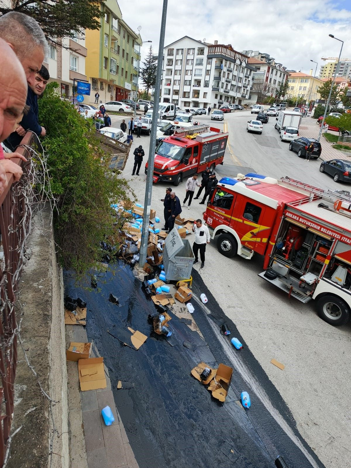 Keçiören'de Freni Boşalan Kamyon Trafoya Çarptı - Sayfa 2